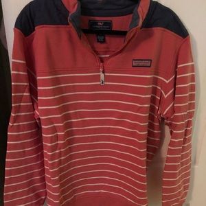 LARGE vineyard vines sweatshirt - gently worn